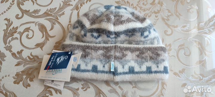 Шапочка из исландской шерсти