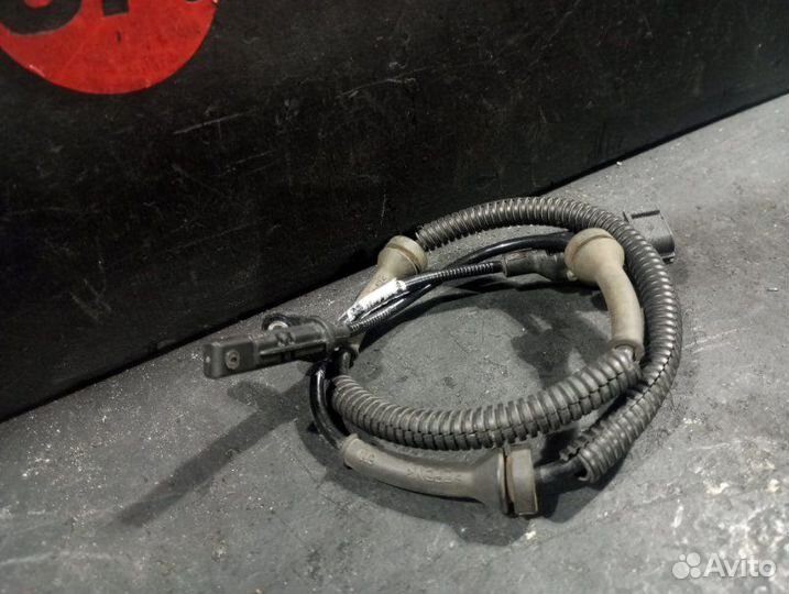 Датчик ABS задний Land Rover Discovery Sport L550