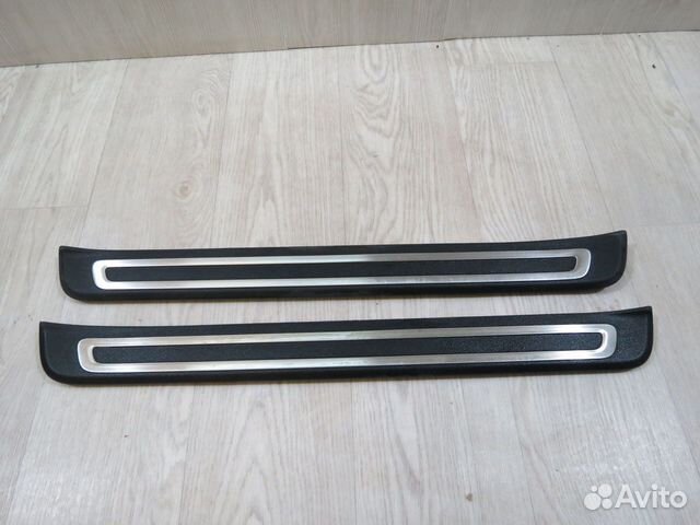 Накладка порога передняя Kia Quoris