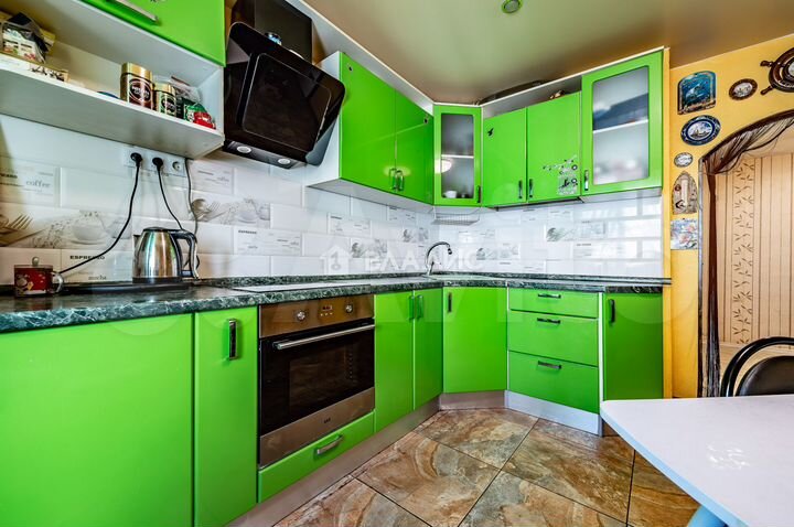2-к. квартира, 82,6 м², 12/17 эт.