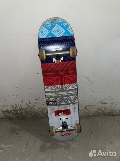 Скейтборд Tricks