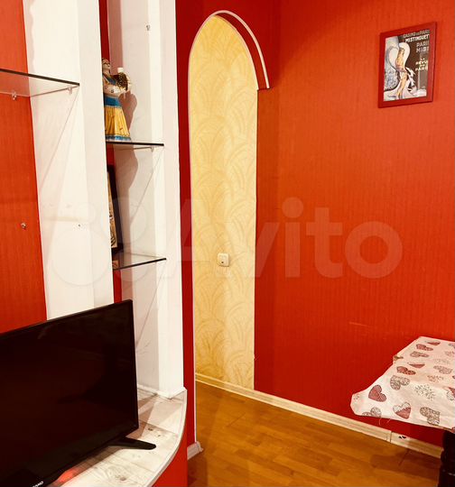 2-к. квартира, 37 м², 8/10 эт.