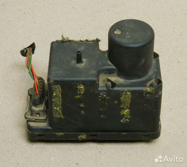 Компрессор центрального замка Audi 80 B3