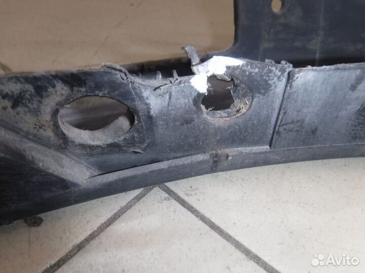 Молдинг переднего левого крыла Iveco Daily IV