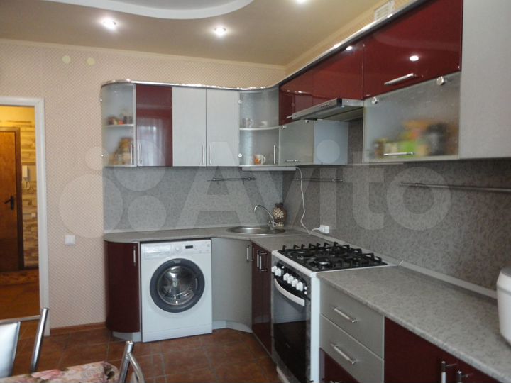 3-к. квартира, 82 м², 5/6 эт.