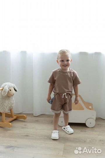 Ребенок модель для фотосессии