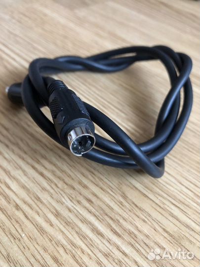 Аудио и видео шнур