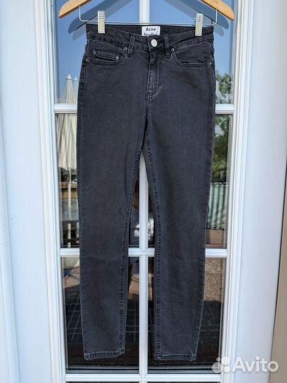 Джинсы Acne Studios черные узкие