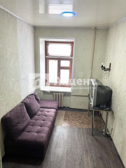 Комната 14,5 м² в > 9-к., 2/4 эт.