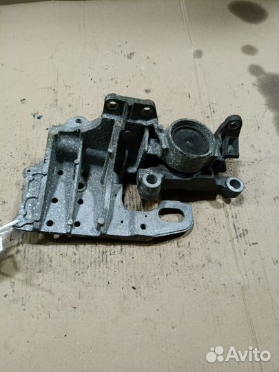 Подушка двс Nissan X-trail NT31 (Переднее Левое)