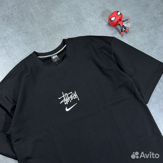 Футболка Nike Stussy