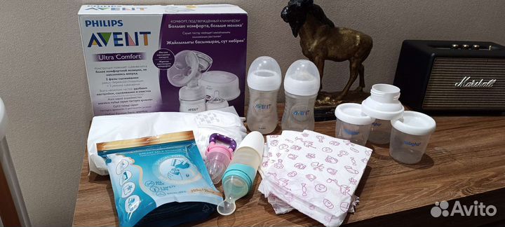 Молокоотсос Avent электрический + набор