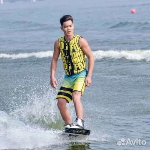 Спасательный жилет