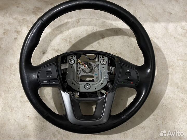 Рулевое колесо Kia Rio QB 561104y810daq