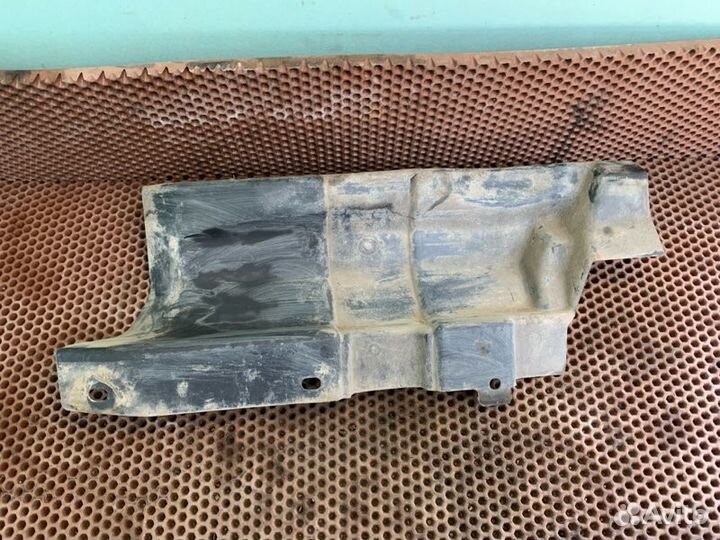 Защита двигателя правая Hyundai County АВТОБУС