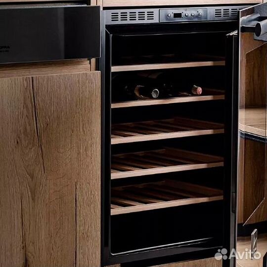 Винный шкаф lofra zbrnm36T chrome