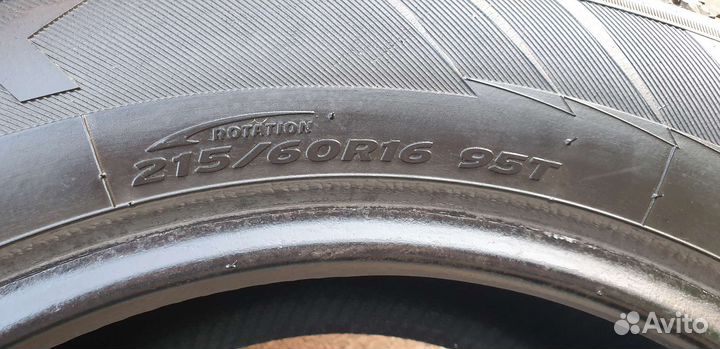 Hankook Winter I'Pike 215/60 R16 95T