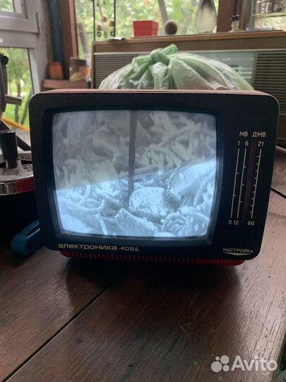 Телевизор электроника 409д