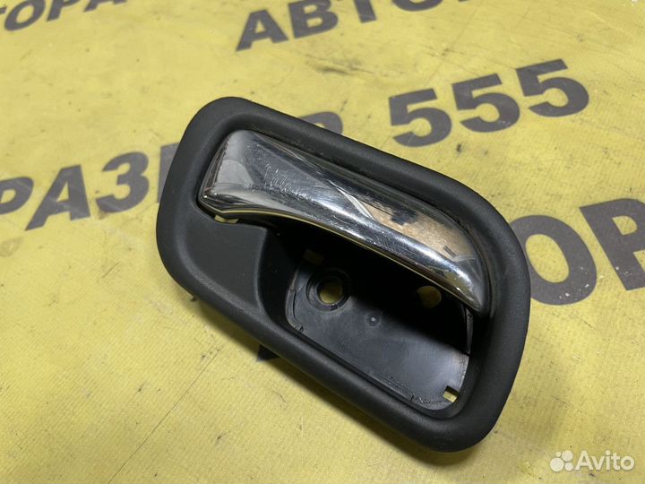 Ручка задняя правая внутренняя Honda Accord 7