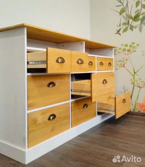 Дизайнерский комод из массива новый