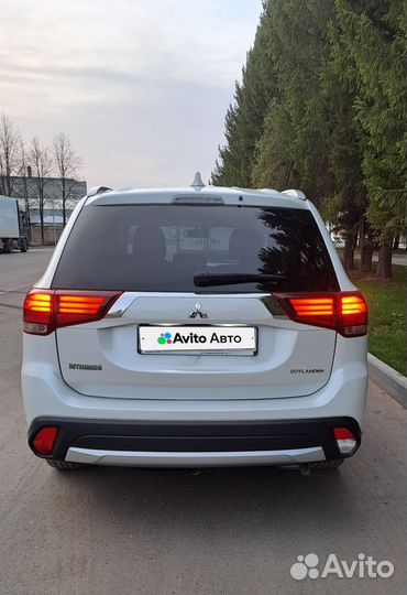 Mitsubishi Outlander 2.0 CVT, 2018, 69 800 км