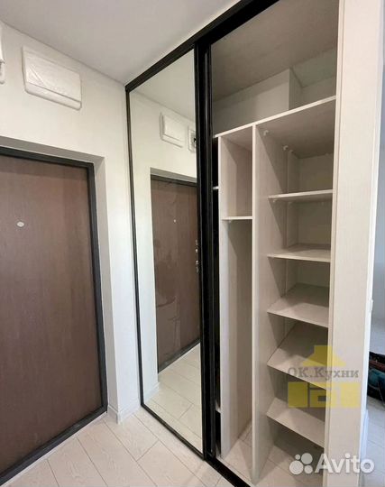 Шкаф купе с зеркалом