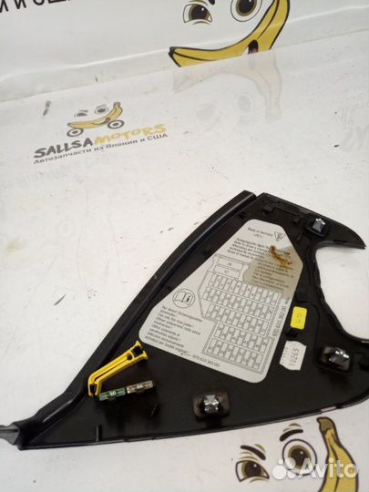 Боковая заглушка торпеды правая Porsche Panamera