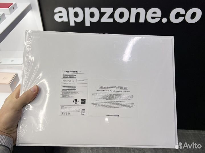 MacBook Pro 14’ (2022), M1 Pro, 16/512GB, Silver