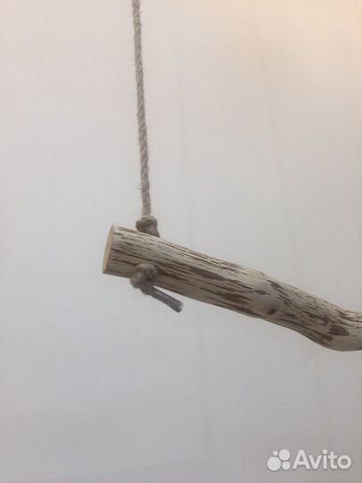 Вешало деревянное