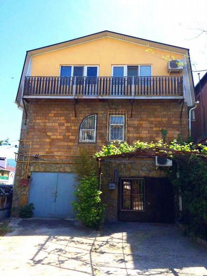 Дом 120 м² на участке 1 сот.