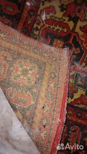 Ковер палас 2,8 м на 1,9 м в наличии 2 штуки
