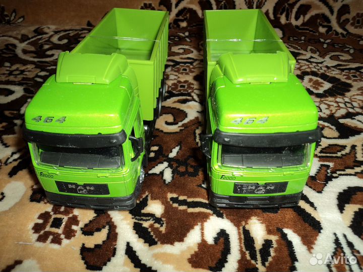 Коллекционные машинки 1 43