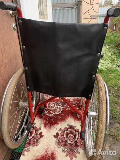 Коляска инвалидная