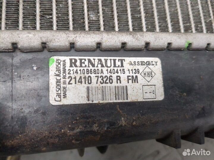 Радиатор охлаждения двигателя Dacia Logan, 2015