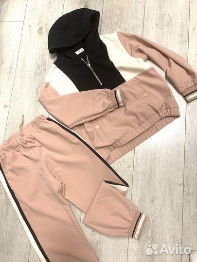 Спортивный костюм zara