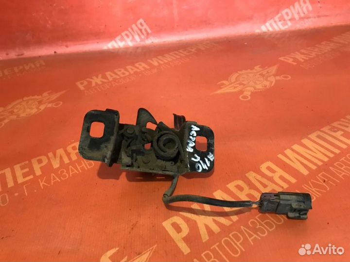 Замок капота передний Opel Astra J хэтчбек A16XER