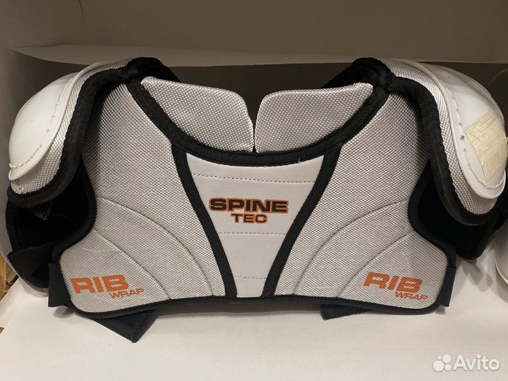 Нагрудник easton yth размер s хоккейный