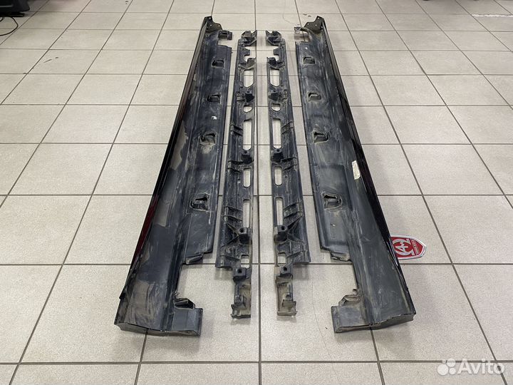 Накладка порога левая Mercedes ML 166 2011-2015