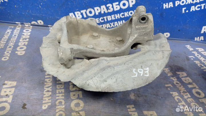 Передний левый поворотный кулак Bmw E65 седан