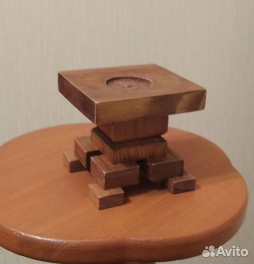 Подсвечники авторские из дерева (цвет: красно-кор)