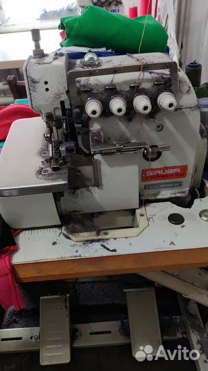 Швейная машина