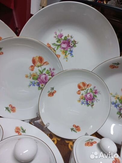 Предметы сервиза ГДР кахла