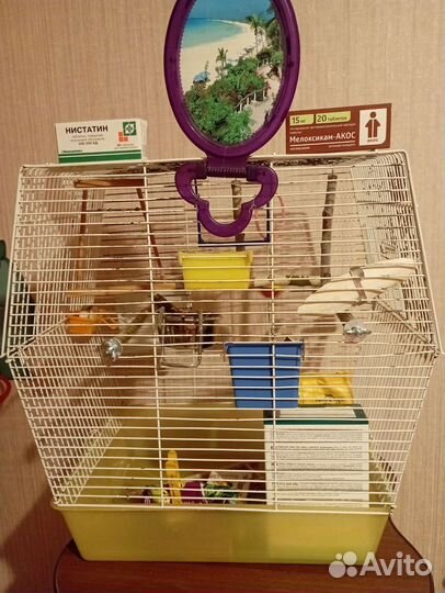 Большая клетка для птиц