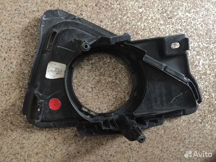 Накладка птф левая Rav4 рав-4 2015-20 5212842160