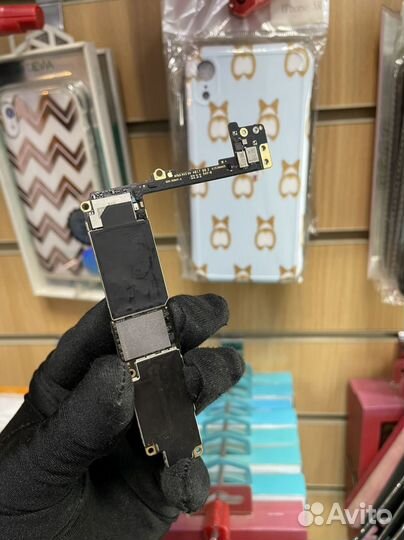 Плата iPhone 8 Plus 64GB рабочая без отпечатка