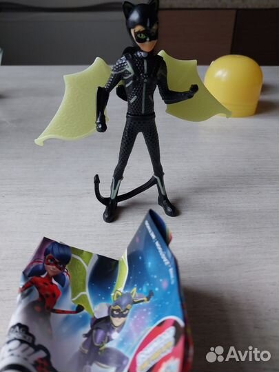 Игрушки киндер макси