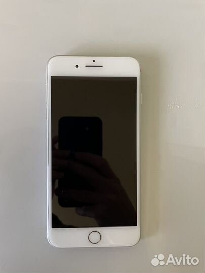iPhone 8 Plus, 64 ГБ