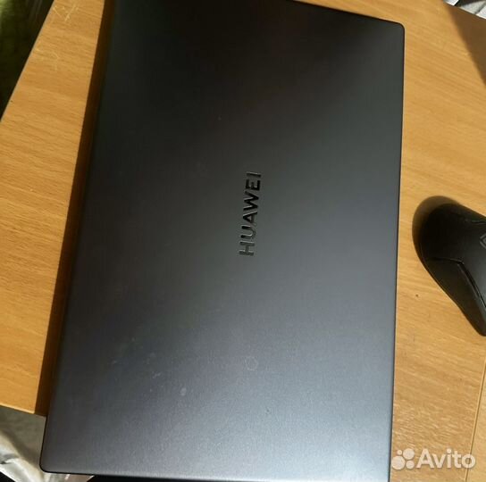 Huawei matebook d15