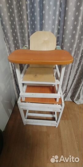 Детский стул для кормления