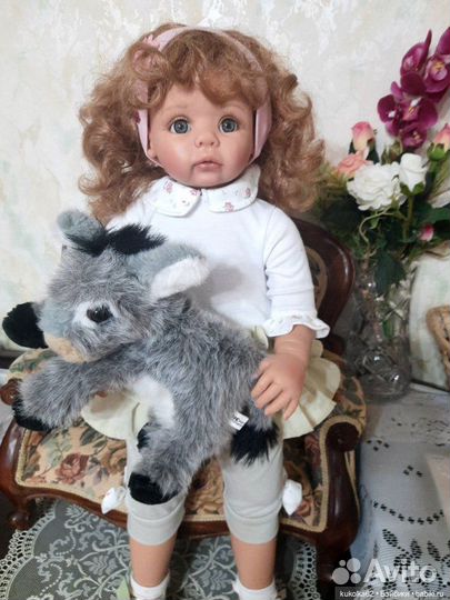 Коллекционная кукла Кити